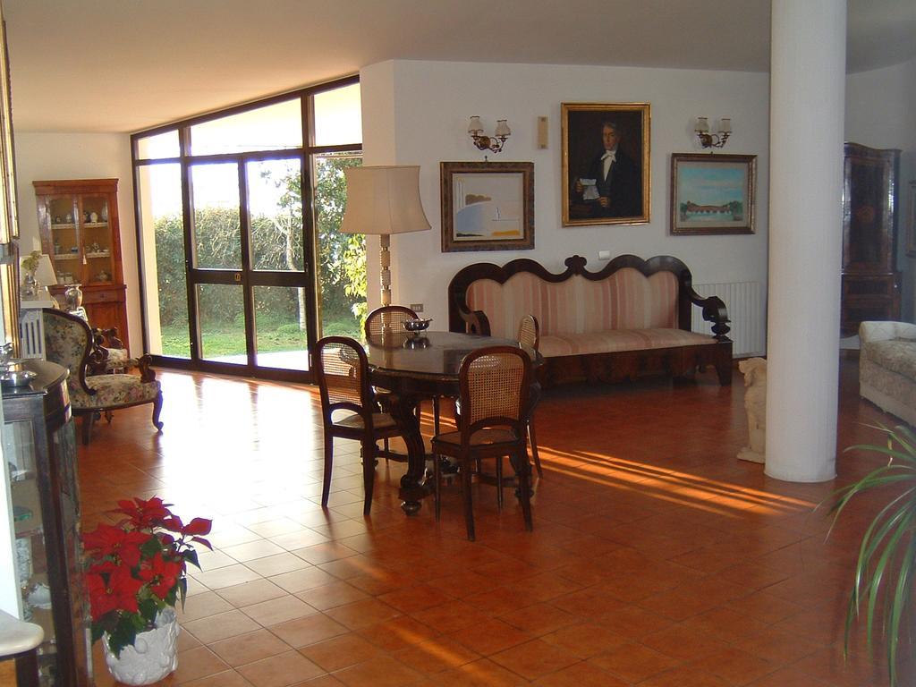 B&B Villa Napoli Battipaglia Eksteriør billede