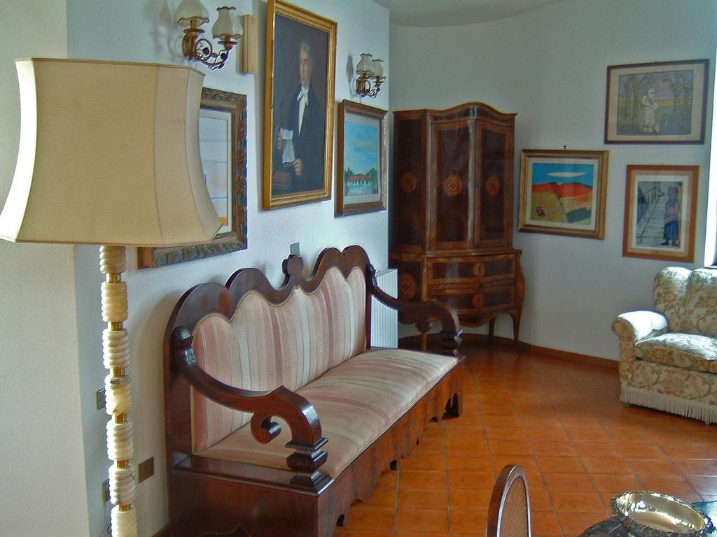 B&B Villa Napoli Battipaglia Eksteriør billede